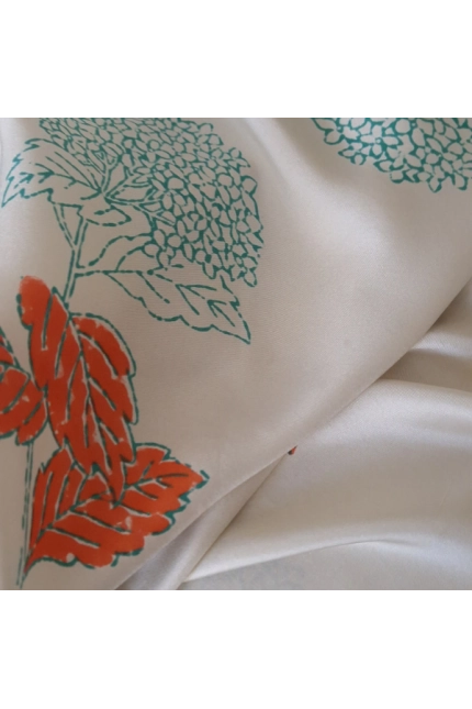 Botanical Peony Cloud